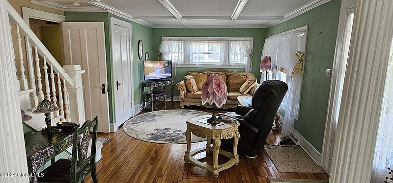 3rd image of 32 McLean Street