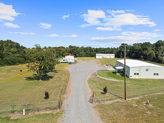 4th image of 2801 State Highway 31 E