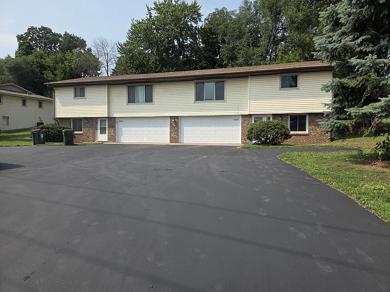 5800 W Old Shakopee Rd — Photo 12