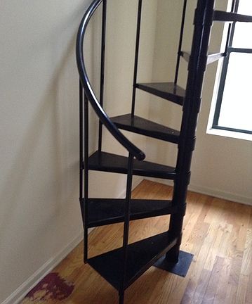 3rd image of 6211 S Woodlawn Ave APT C