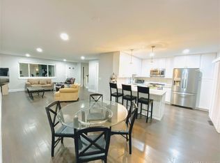 42 Highview Ave APT 5, Stamford, CT 06907