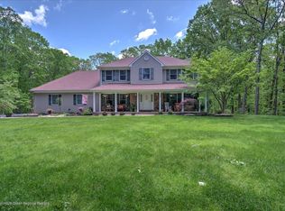 16 White Birch Dr, Millstone Township, NJ 08510