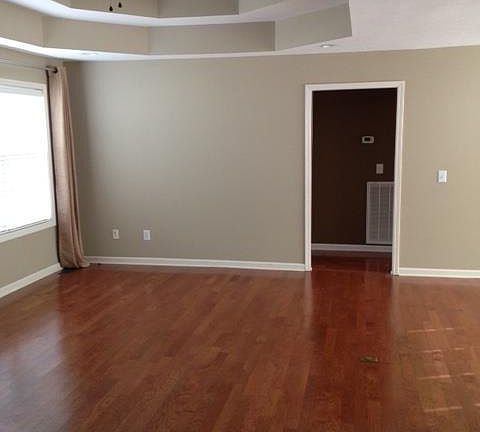 4th image of 101 Cambridge Dr