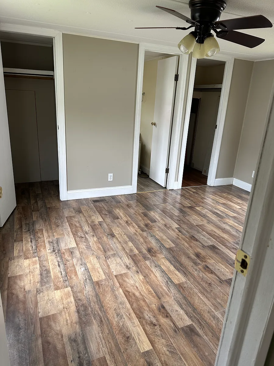 Building Photo - 434 Tollett St #122