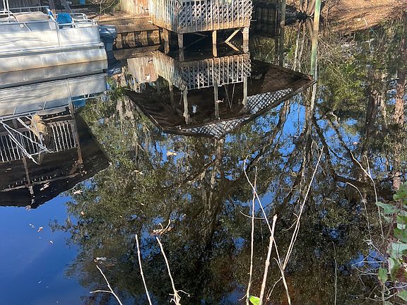 3rd image of 118 Creekside Rd