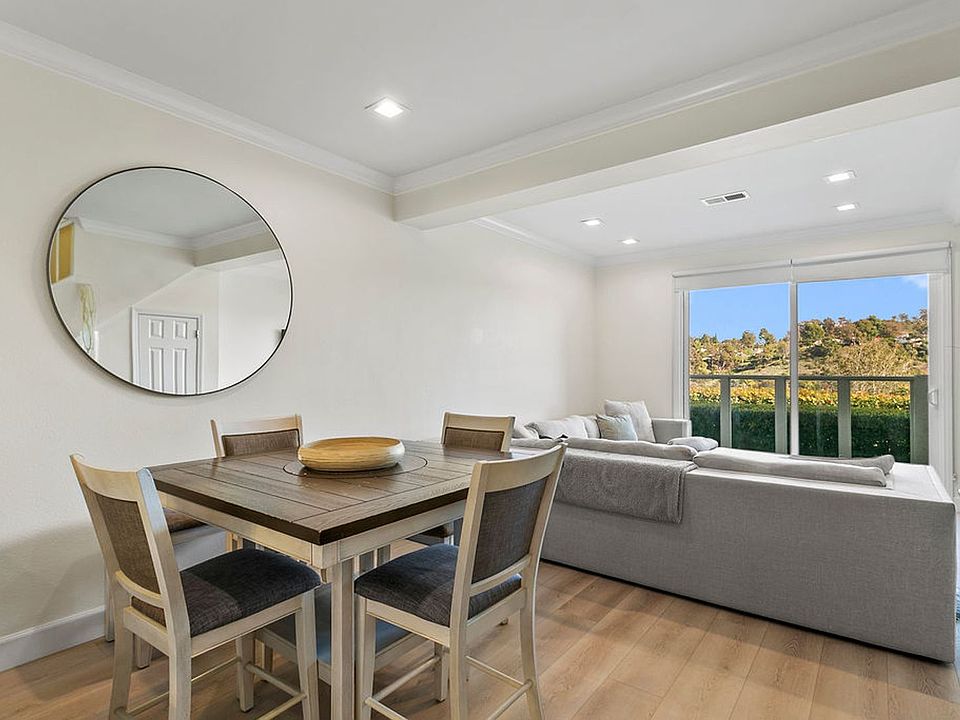1st image of 30902 Clubhouse Dr Unit 26B