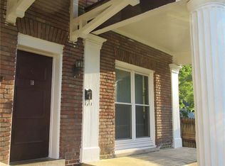 961 Old Shell Rd #B, Mobile, AL 36604