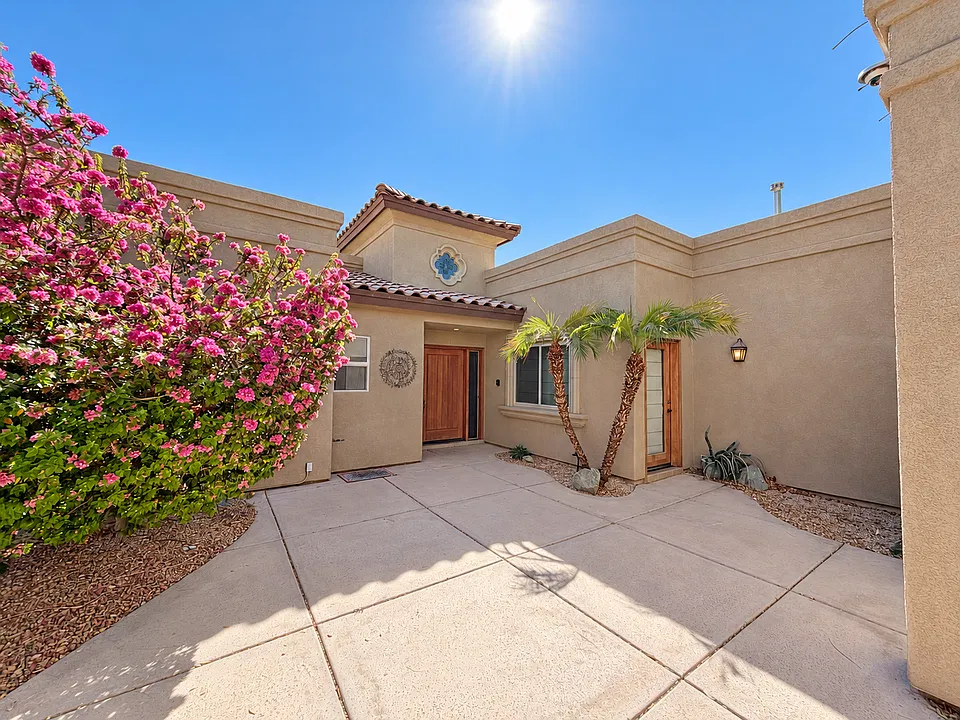 4553 W La Quinta Ln