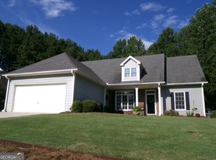 209 Forest Trce, Canton, GA 30115