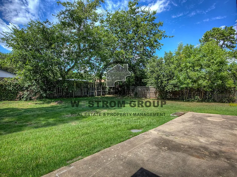6709 Mabell St — Photo 37