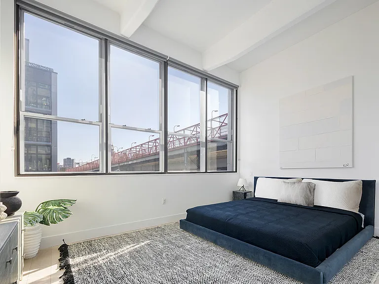 338 Berry St #4D — Photo 10