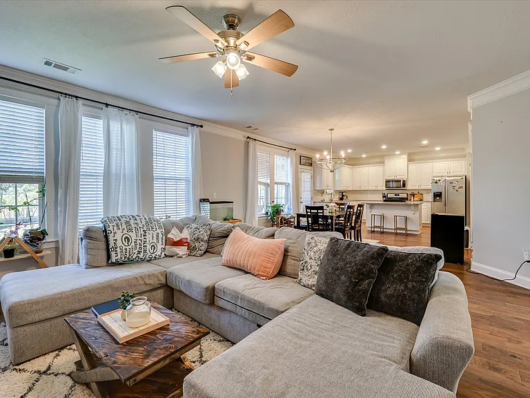 2217 Kendall Park Dr — Photo 12