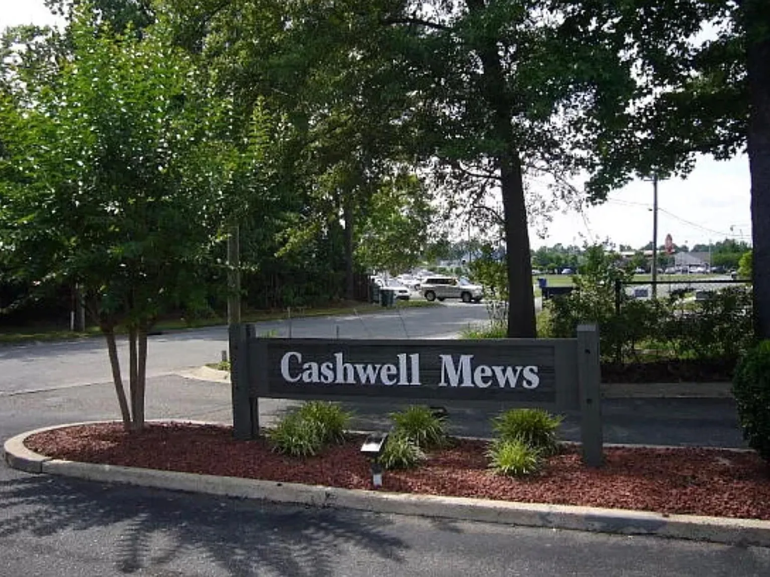 3 bed, 2.5 bath, 1328 sqft, $1,700 — Photo 3