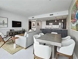 665 NE 25th St #2102 — Photo 12
