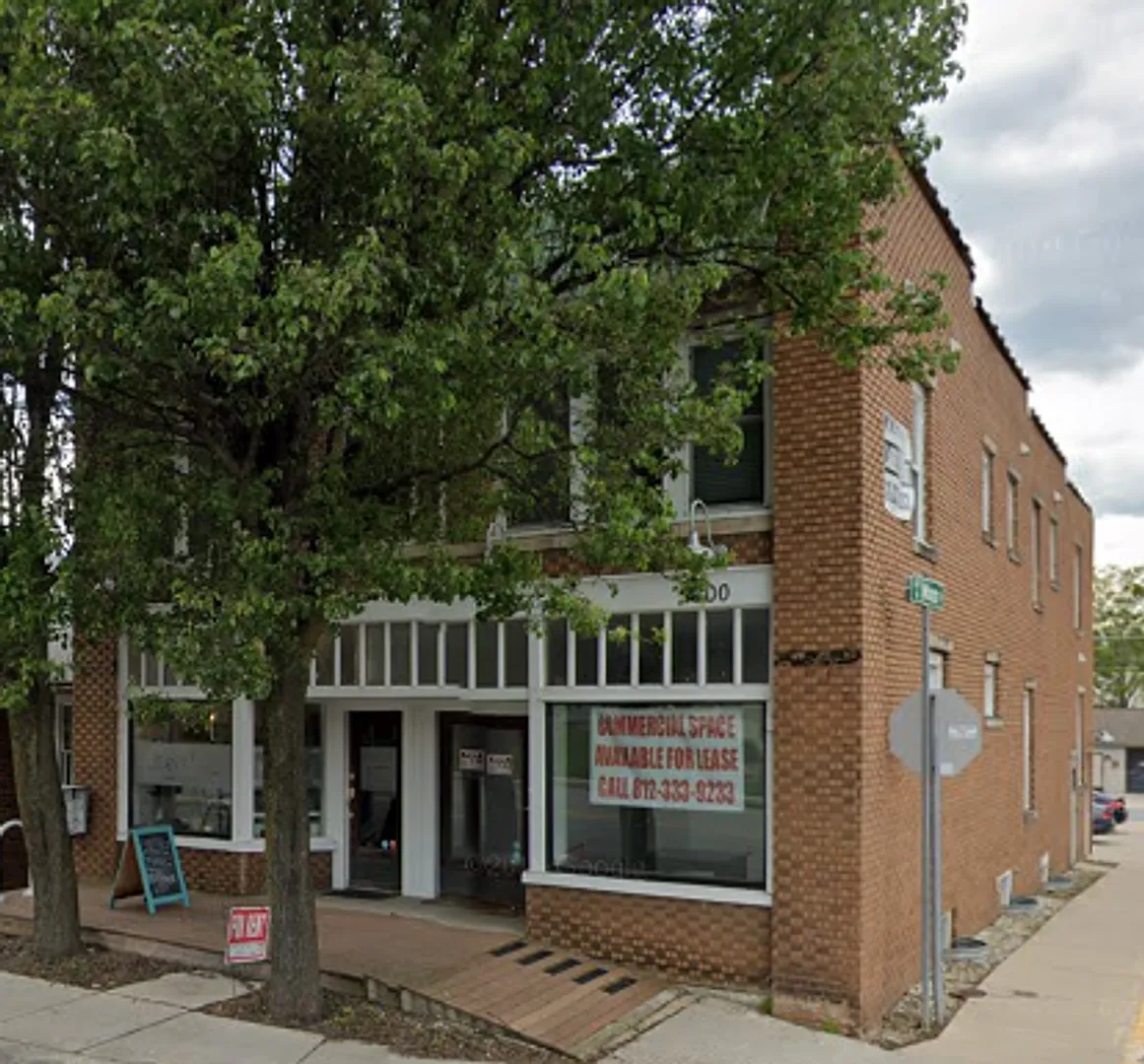 1300 S Walnut St — Photo 3