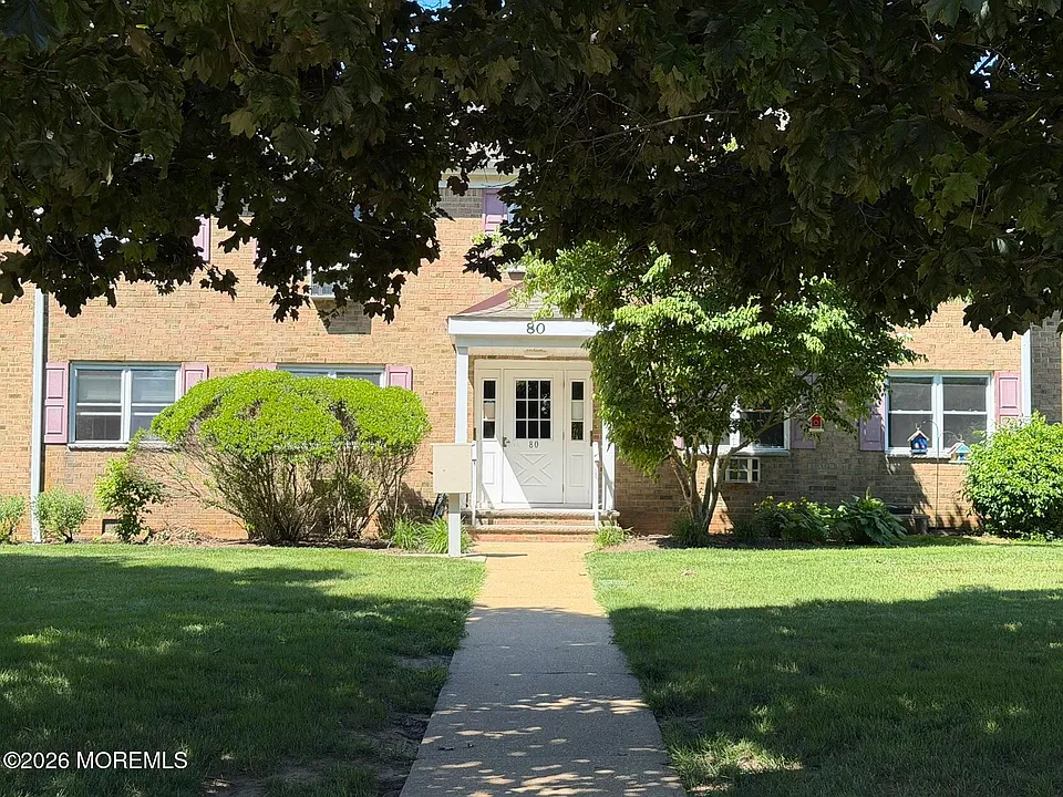 80 Manchester Ct #E