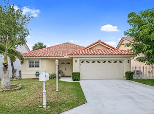 11121 Lakeaire Cir, Boca Raton, FL 33498
