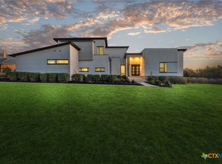 1347 Bordeaux Ln, New Braunfels, TX 78132