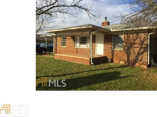2475 S Smith Rd, Gainesville, GA 30504