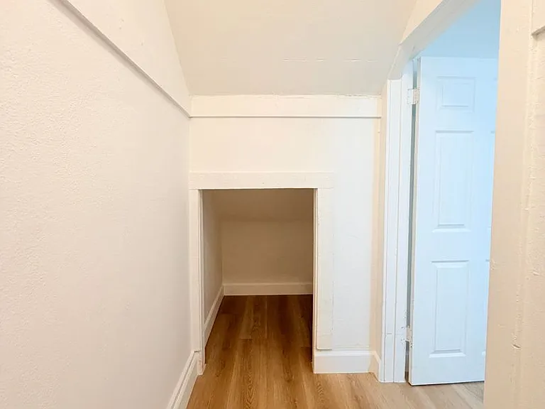 4705 Willowbrook Ave — Photo 15