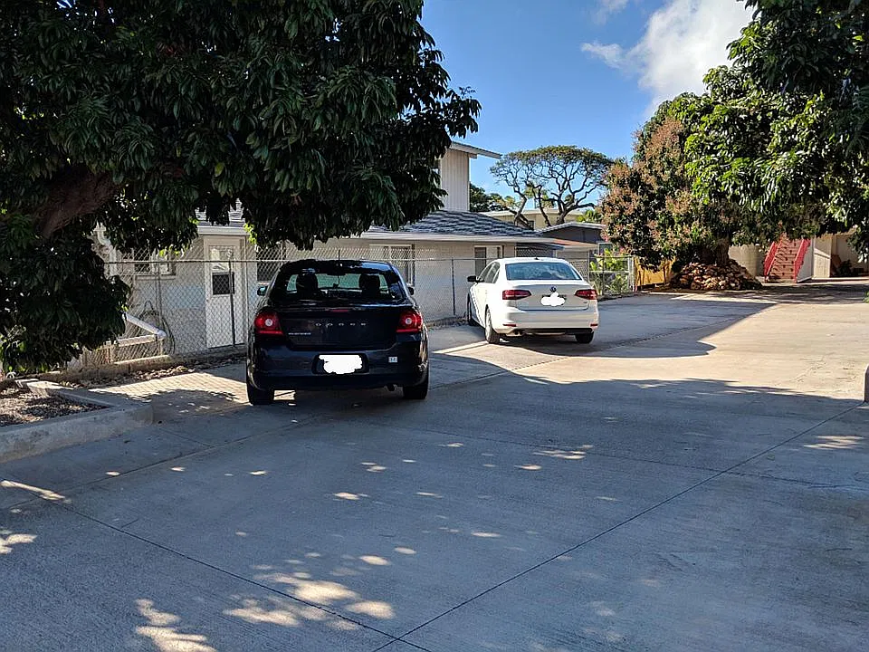2 bed, 650 sqft, $2,400 — Photo 2