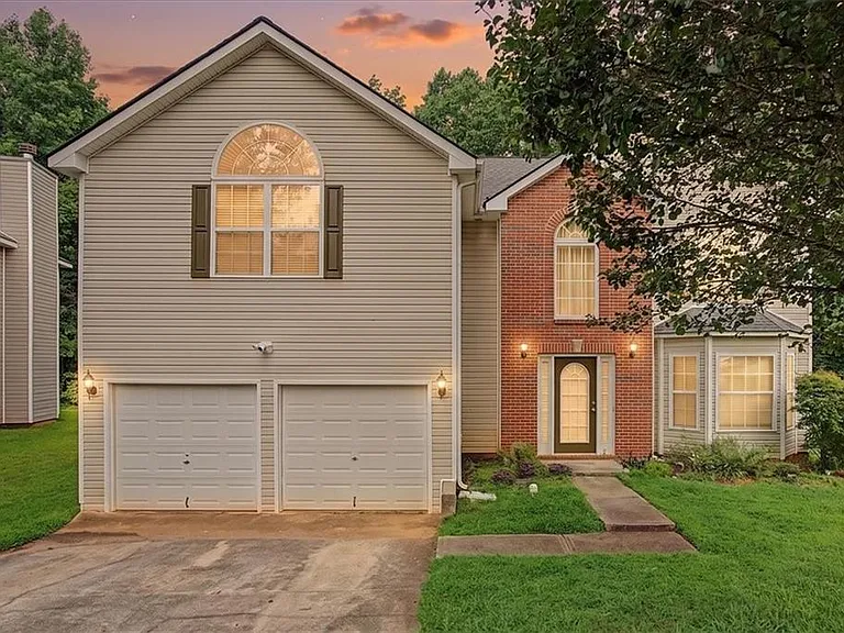 1025 Balsam Wood Trl — Photo 1