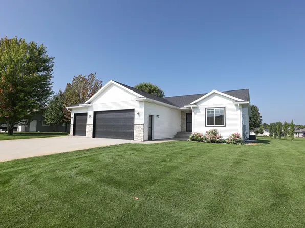 2877 Sailor Dr NE, Alexandria, MN 56308
