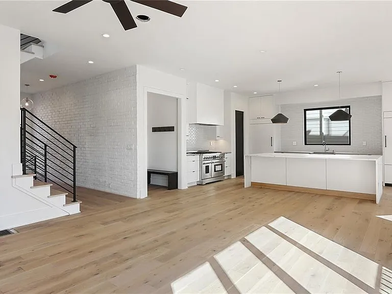2985 Lookout Pl NE — Photo 13