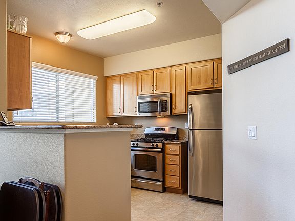 5th image of 2230 Valley View Pkwy Unit 321
