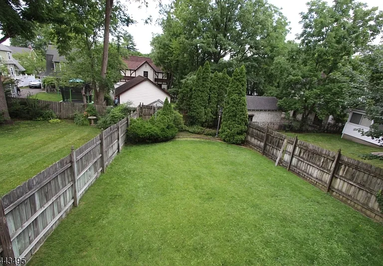 22 Sunset Dr — Photo 25