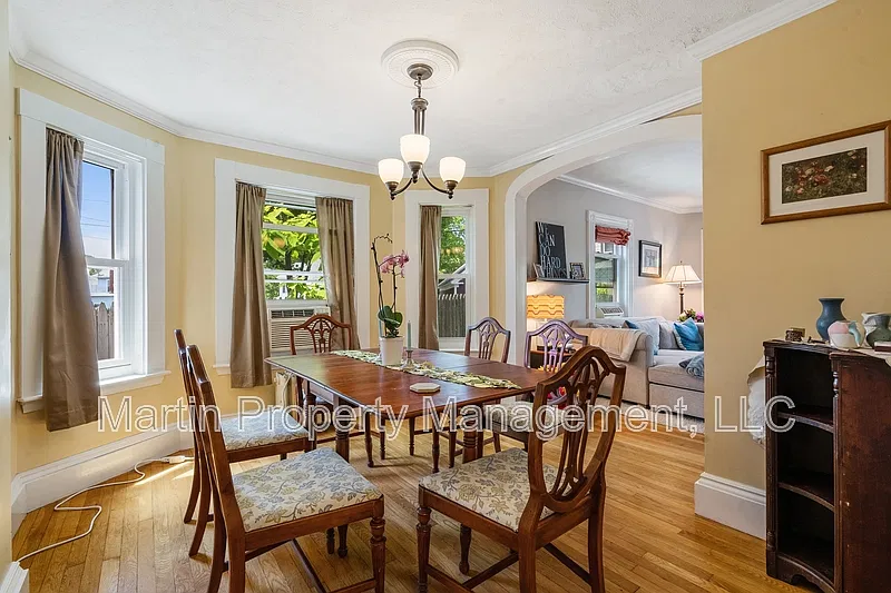 3 bed, 1.5 bath, 1500 sqft, $4,000 — Photo 4