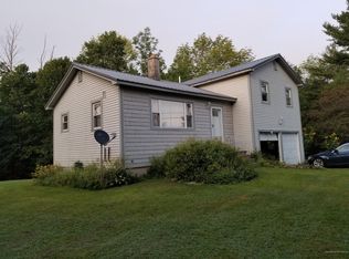 310 Corinna Rd, Saint Albans, ME 04971