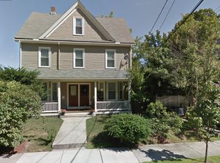 102-104 Ripley St, Newton, MA 02459