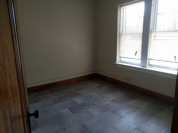 4th image of 3120 Oak Park Ave APT 210