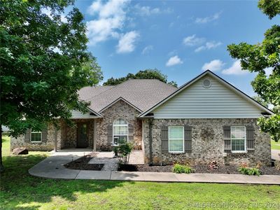 390 Falcon Ln, Eufaula, OK, 74432