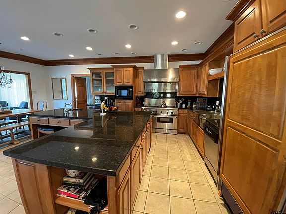 2nd image of 889 County Road 3112