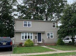 194 10th Ave, Hawthorne, NJ