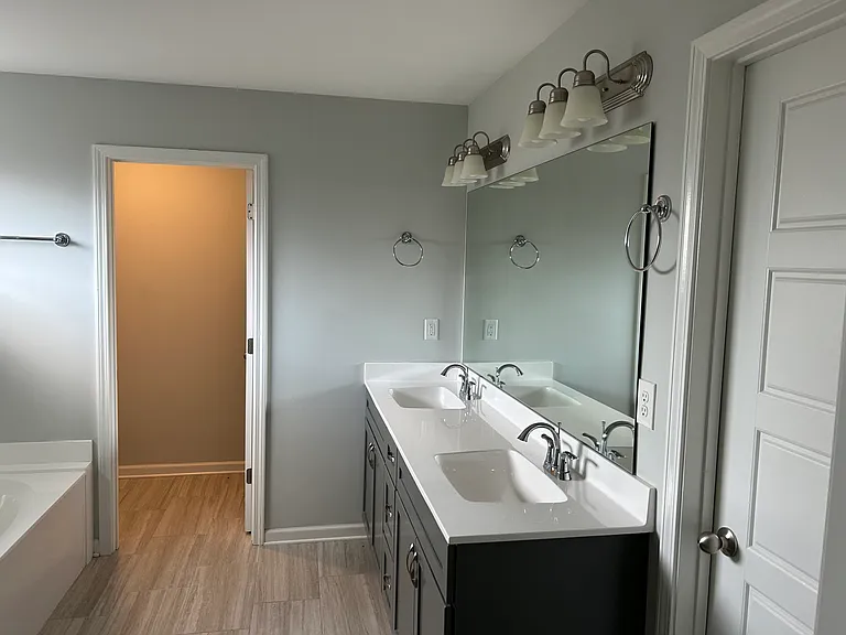 2607 Dawnwood Cir N — Photo 9