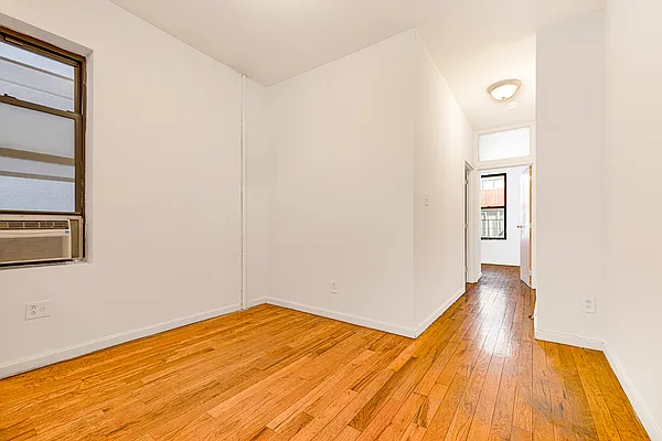 Rented by REAL New York | media 8