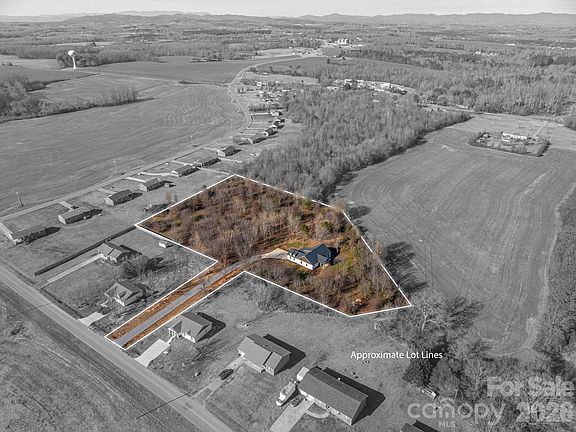 4th image of 1246 Bob Falls Rd