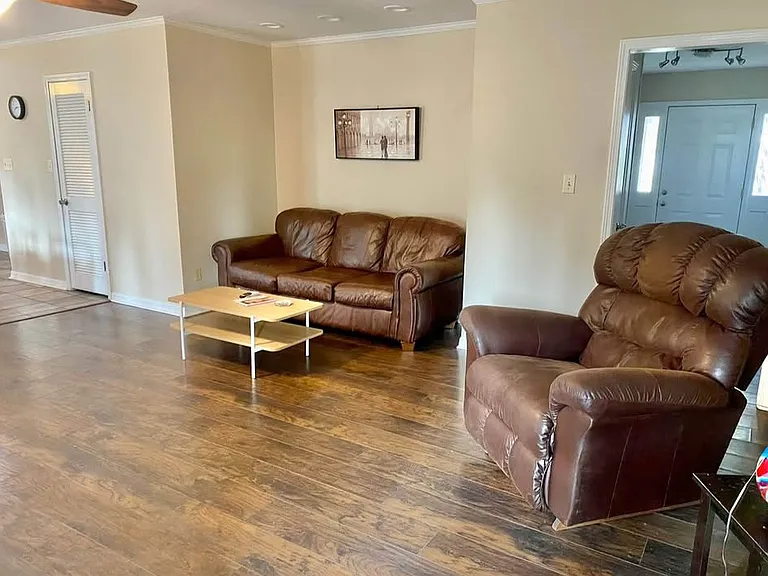 5705 Admiral Doyle Rd — Photo 20