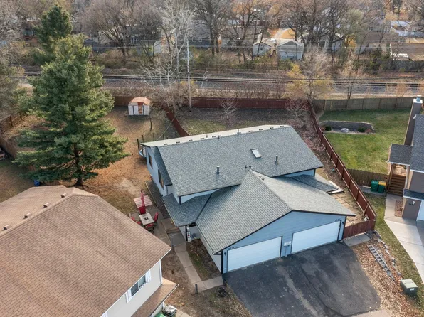 5224 Unity Ct, Minneapolis, MN 55429