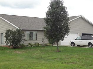 102 Thomas Pl #B, Arena, WI 53503