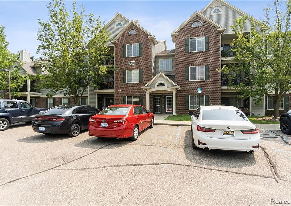 12301 Pinehurst Ln, Grand Blanc, MI 48439 Zillow