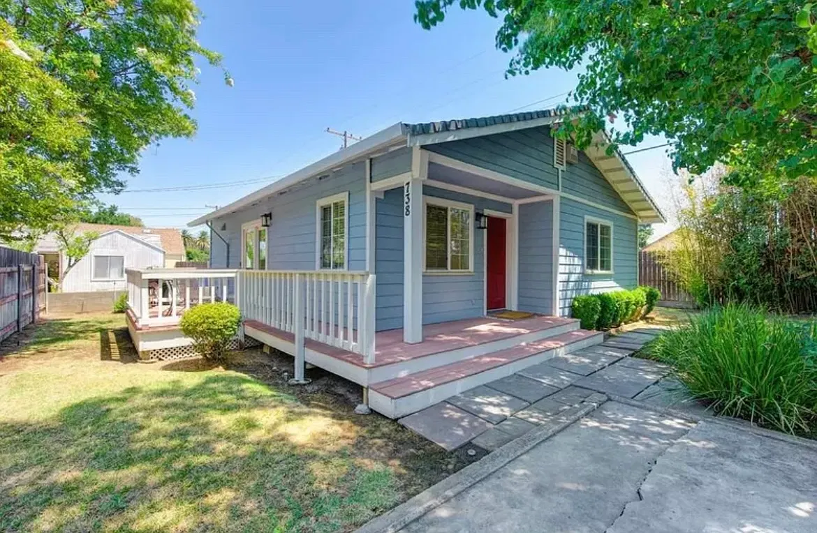 2 bed, 965 sqft, $2,345 — Photo 4