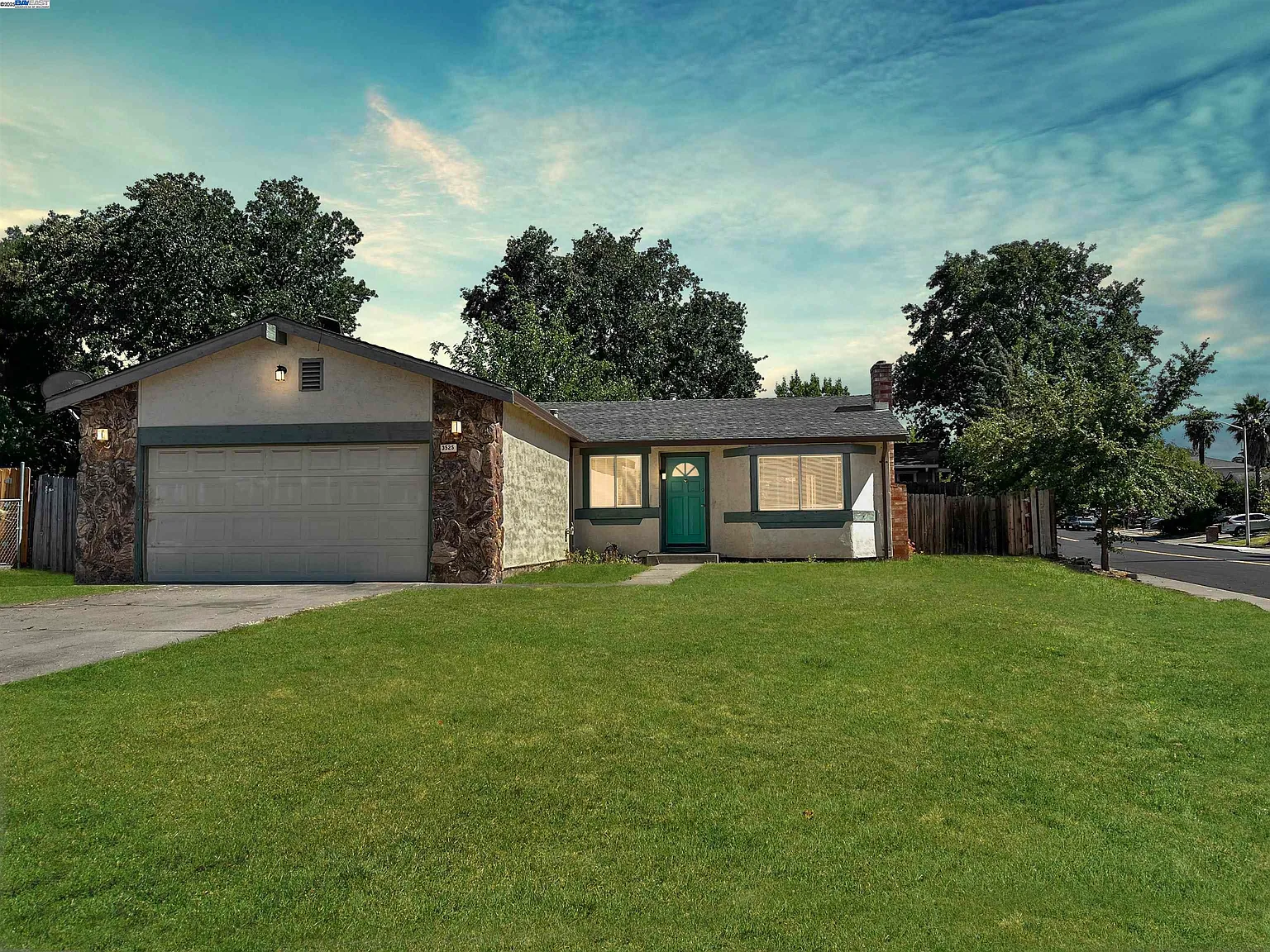 3525 Mac Ct photo 1