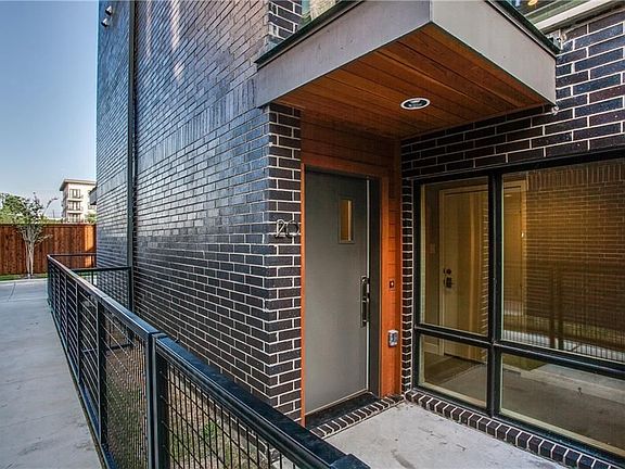 2nd image of 2300 N Fitzhugh Ave