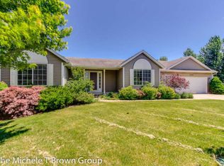 6550 N Noffke Dr, Caledonia, MI 49316