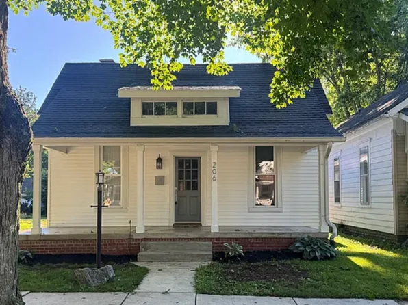 206 6th St, Covington, IN 47932