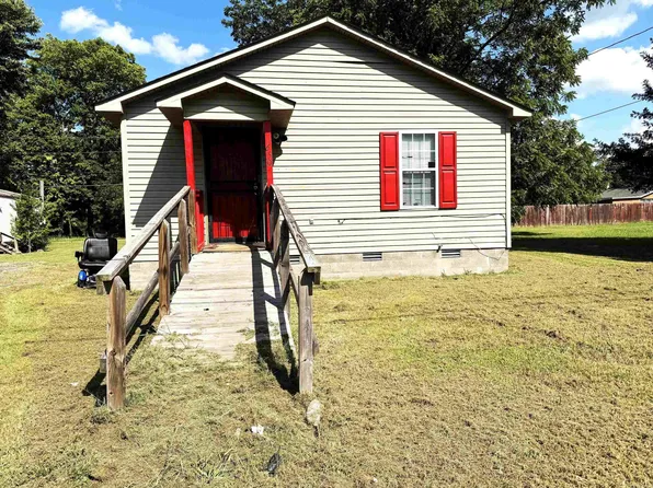 650 C St, Wynne, AR 72396